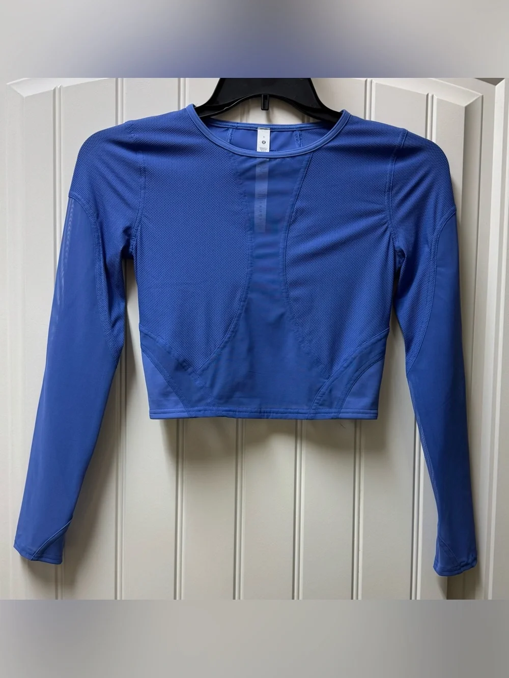 NEW NWOT WOMENS Sz 6 SMALL LULULEMON CROPPED MESH PANELLED SHIRT TOP WILD INDIGO - Picture 3 of 7